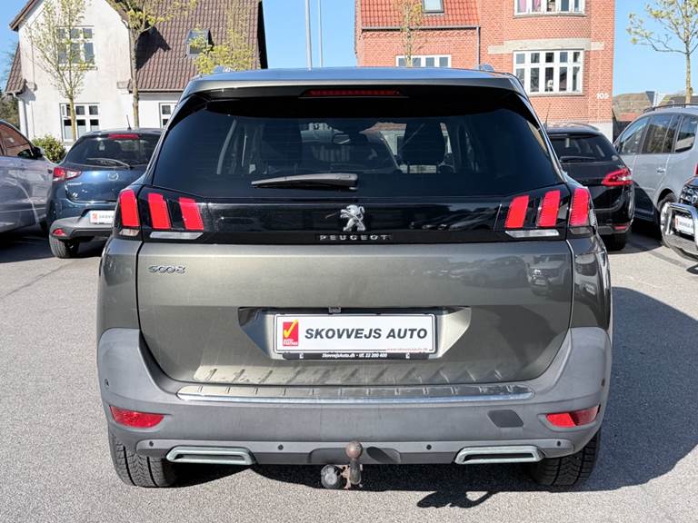 Peugeot 5008 1,6 BlueHDi 120 Allure 7prs