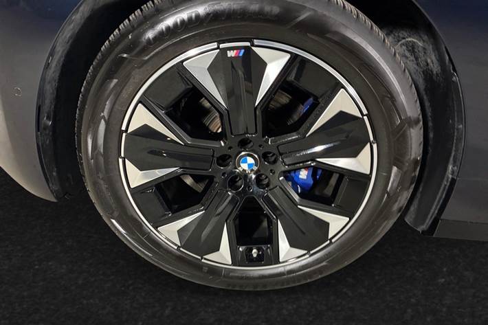 Sort BMW iX fra 2026