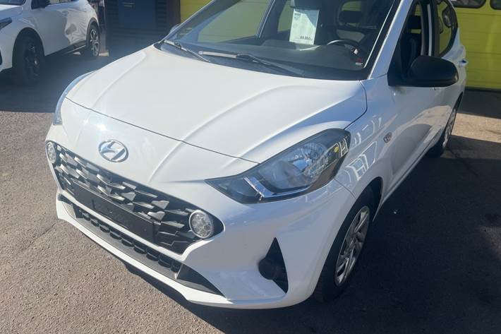 Hvid Hyundai i10 fra 2020