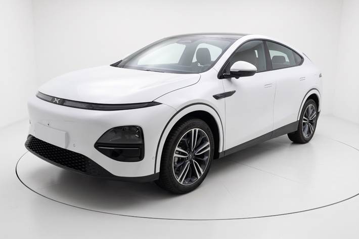 Hvid Xpeng G6 fra 2024