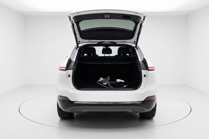 Hvid Xpeng G6 fra 2024