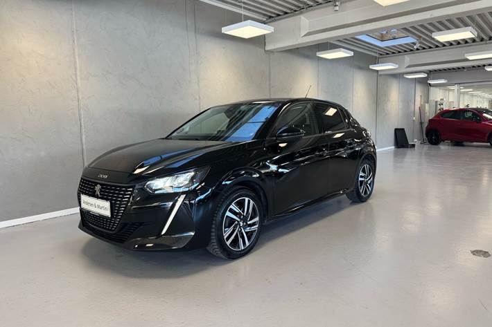 Sort Peugeot 208 fra 2021