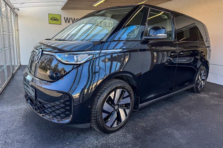 Sort VW ID.Buzz fra 2023 set udefra