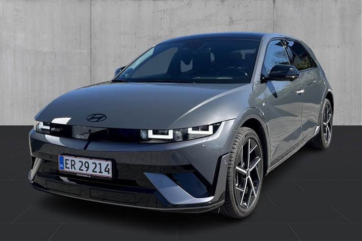 Grå Hyundai Ioniq 5 fra 2026