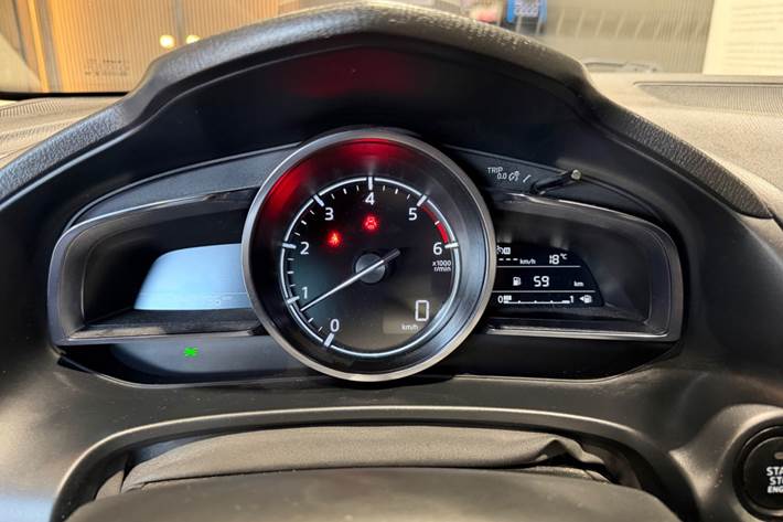 Sort Mazda 3 fra 2017