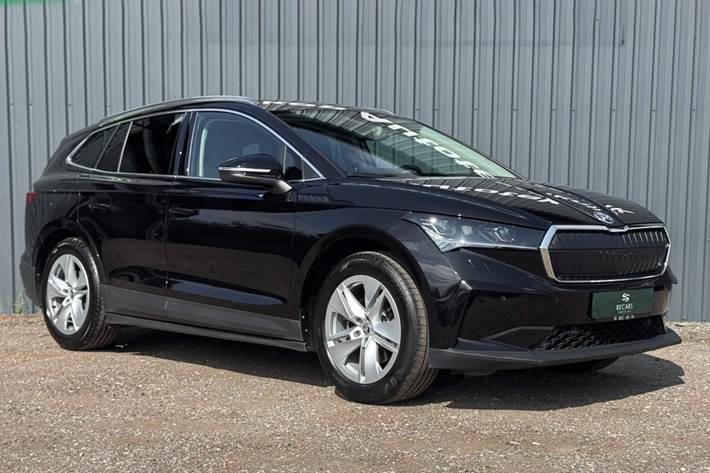 Sort Skoda Enyaq fra 2023