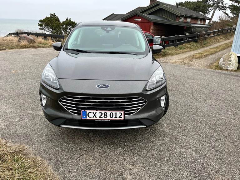 Ford Kuga 2,5 PHEV Titanium X CVT