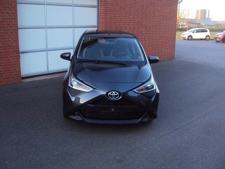 Toyota Aygo 1,0 VVT-i x-plore