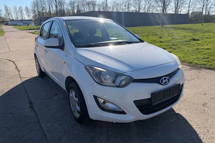 undefined Hyundai i20 fra 2012 set udefra