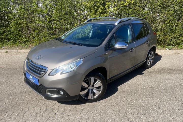 undefined Peugeot 2008 fra 2016 set udefra