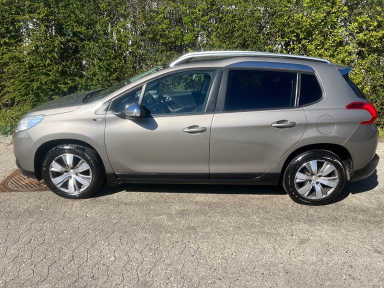 Peugeot 2008 1,2 VTi 82 Allure