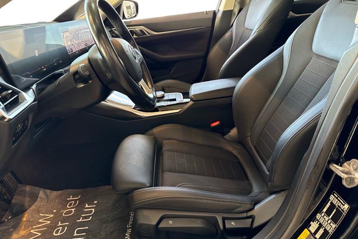 Sort BMW i4 fra 2024