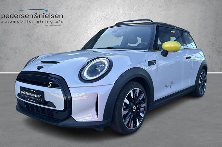 Grå Mini Cooper fra 2021