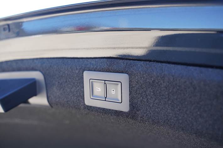 Sort BYD Seal fra 2024