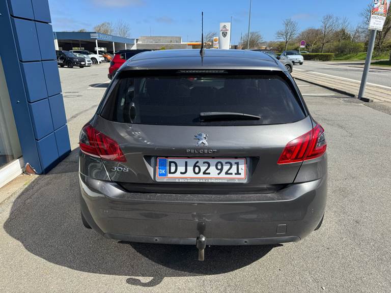 Peugeot 308 1,6 BlueHDi Allure 120HK 5d
