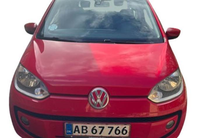 Rød VW UP! fra 2013