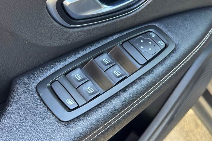 Grå Renault Grand Scenic IV fra 2018