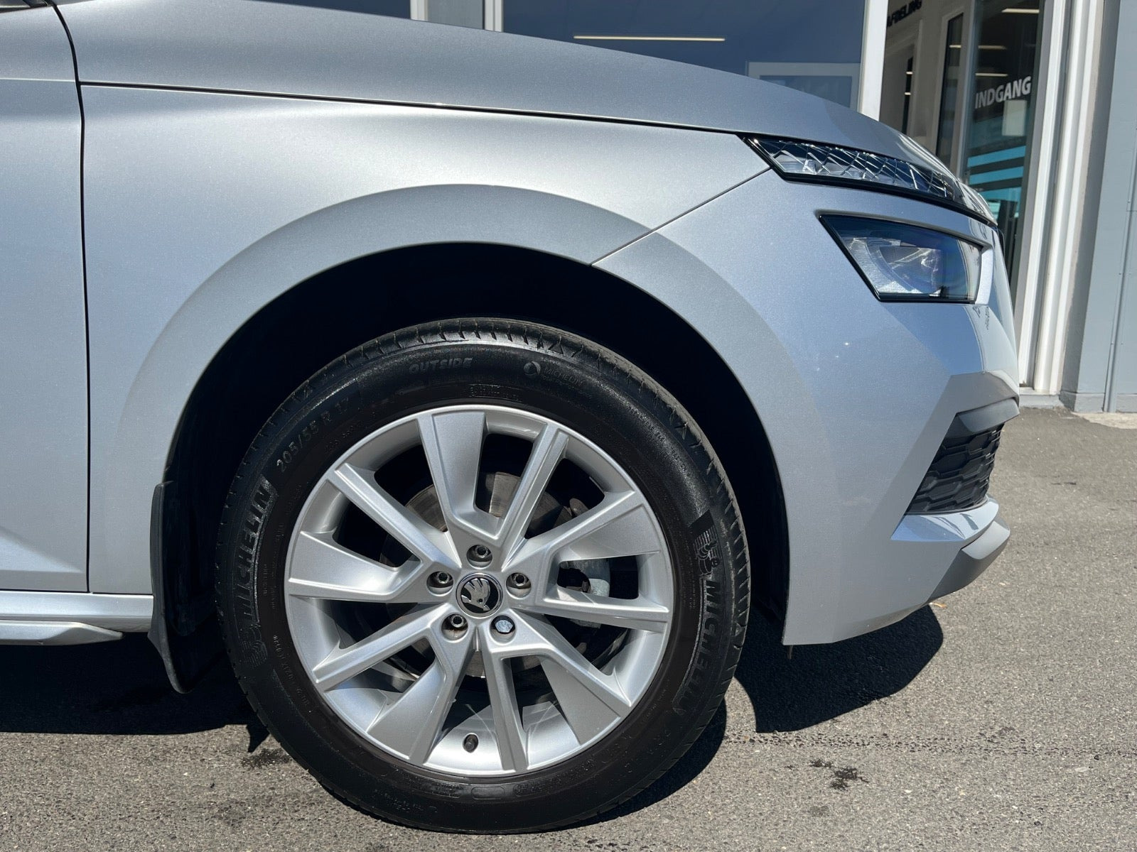 Sølv Skoda Kamiq fra 2020