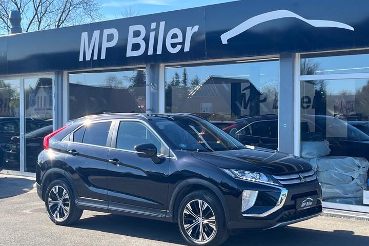 Sort Mitsubishi Eclipse Cross fra 2019 set udefra