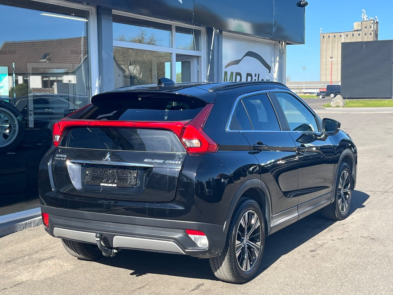 Sort Mitsubishi Eclipse Cross fra 2019