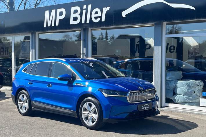 Blå Skoda Enyaq fra 2023