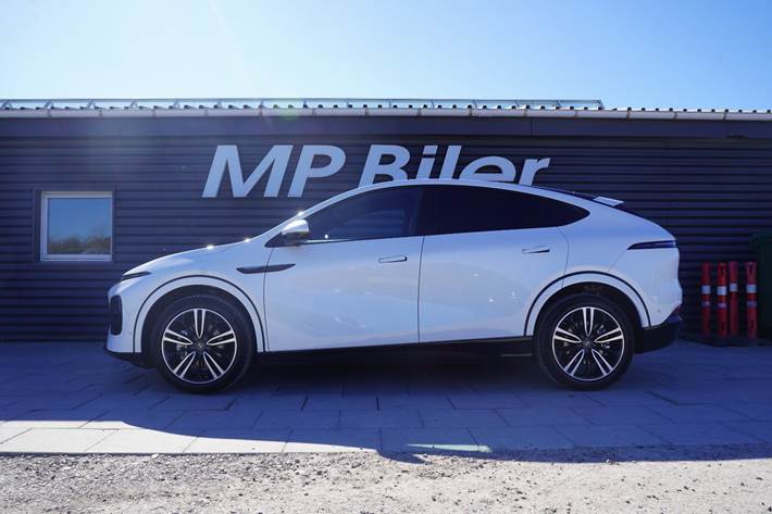 Hvid Xpeng G6 fra 2024