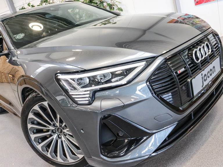 Audi e-tron 55 S-line quattro