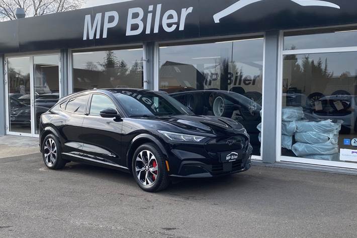 Sort Ford Mustang Mach-E fra 2025