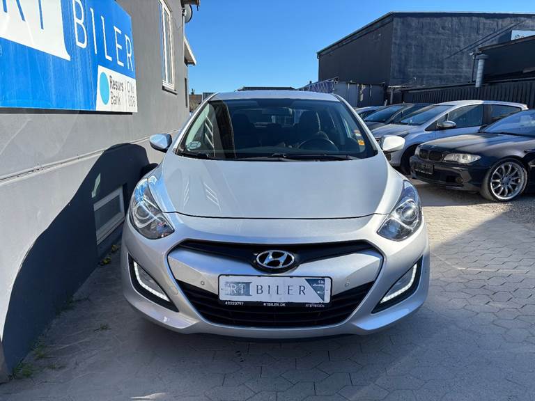 Hyundai i30 1,6 GDi XTR Eco