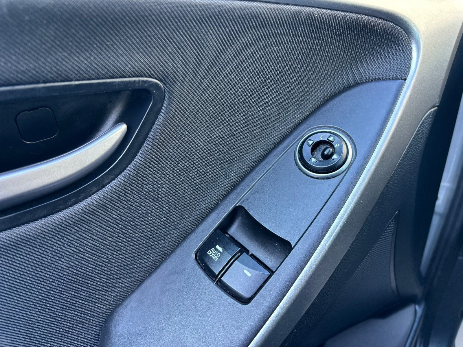 Hvid Hyundai i30 fra 2014