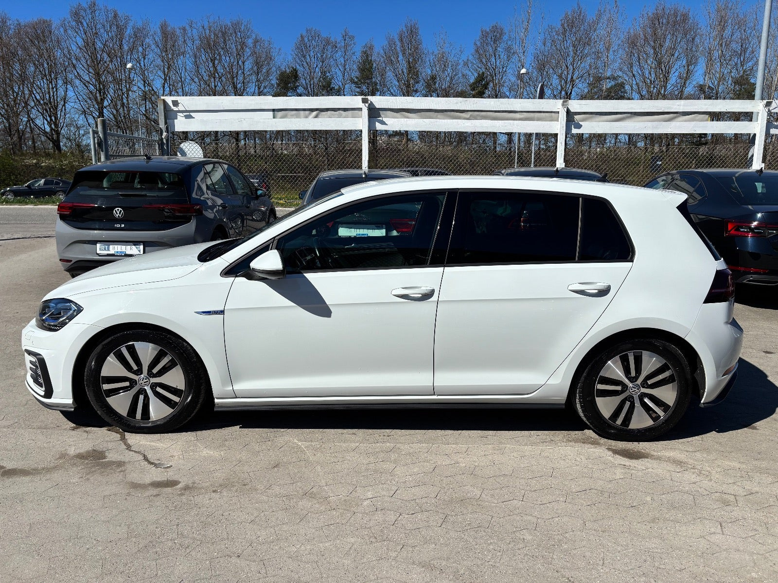 Hvid VW Golf VII fra 2018