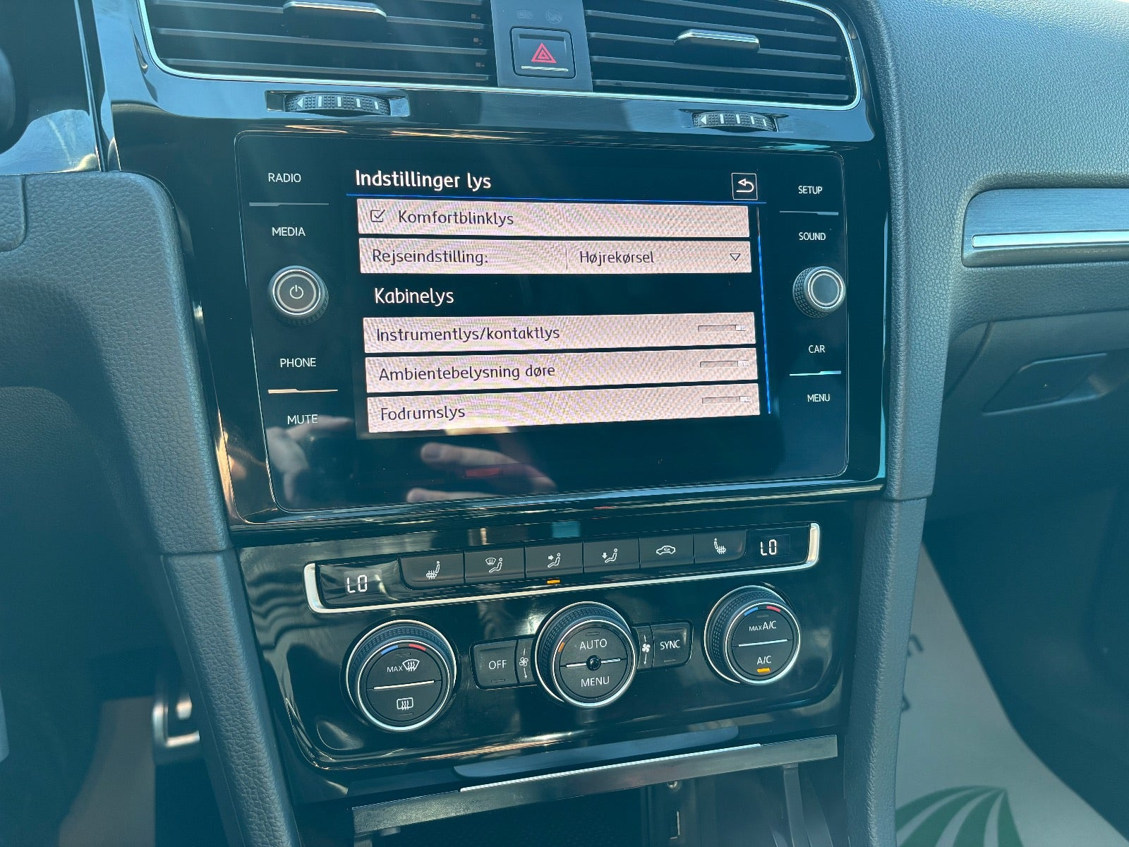 Hvid VW Golf VII fra 2018