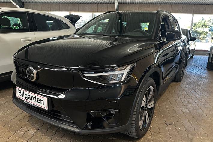 Sort Volvo XC40 fra 2023