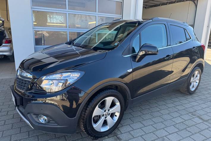 Sort Opel Mokka fra 2016 set udefra