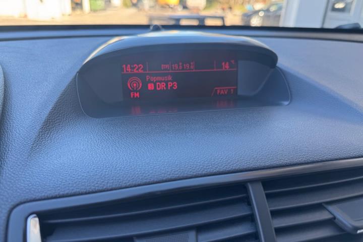 Sort Opel Mokka fra 2016