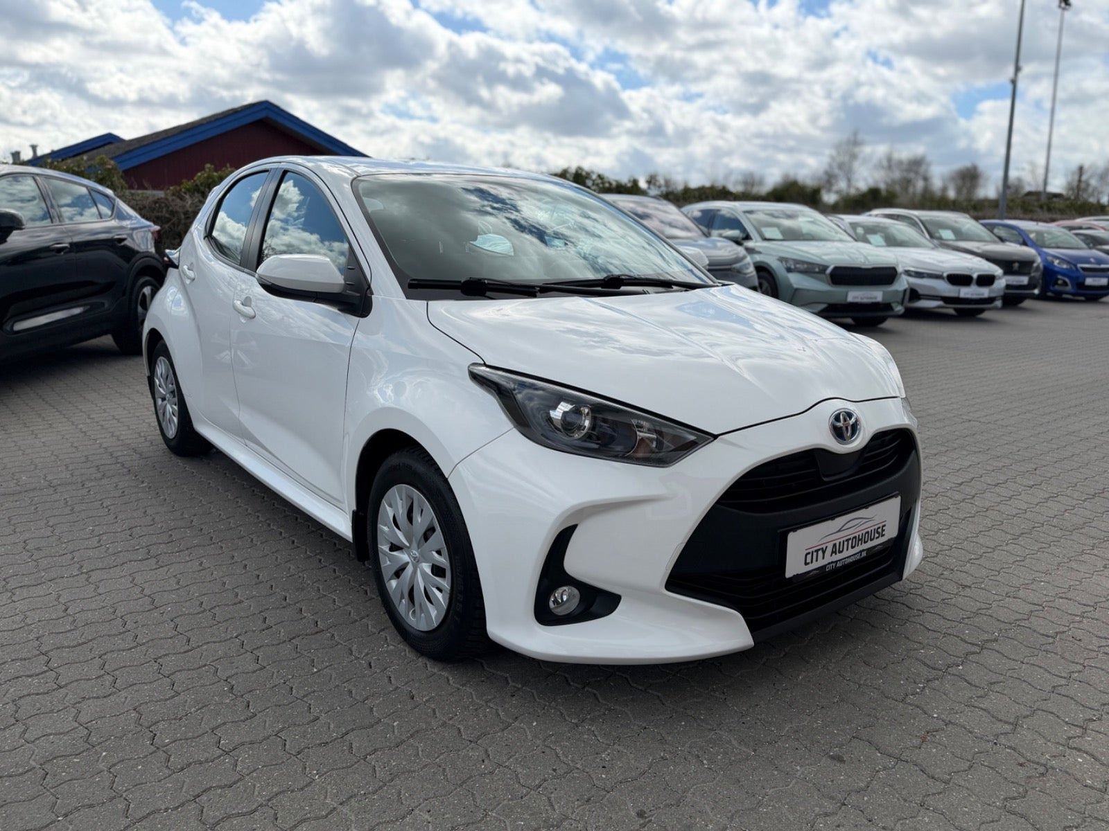 undefined Toyota Yaris fra 2022