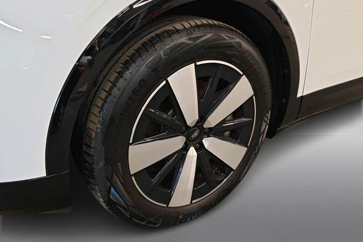 Hvid Ford Capri fra 2025