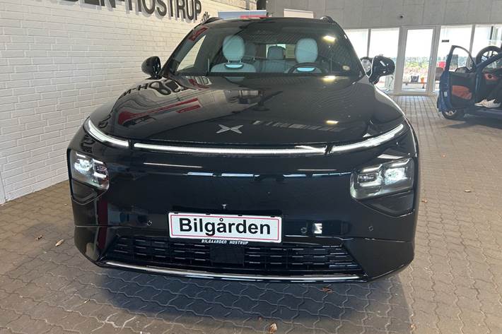 Sort Xpeng G9 fra 2026