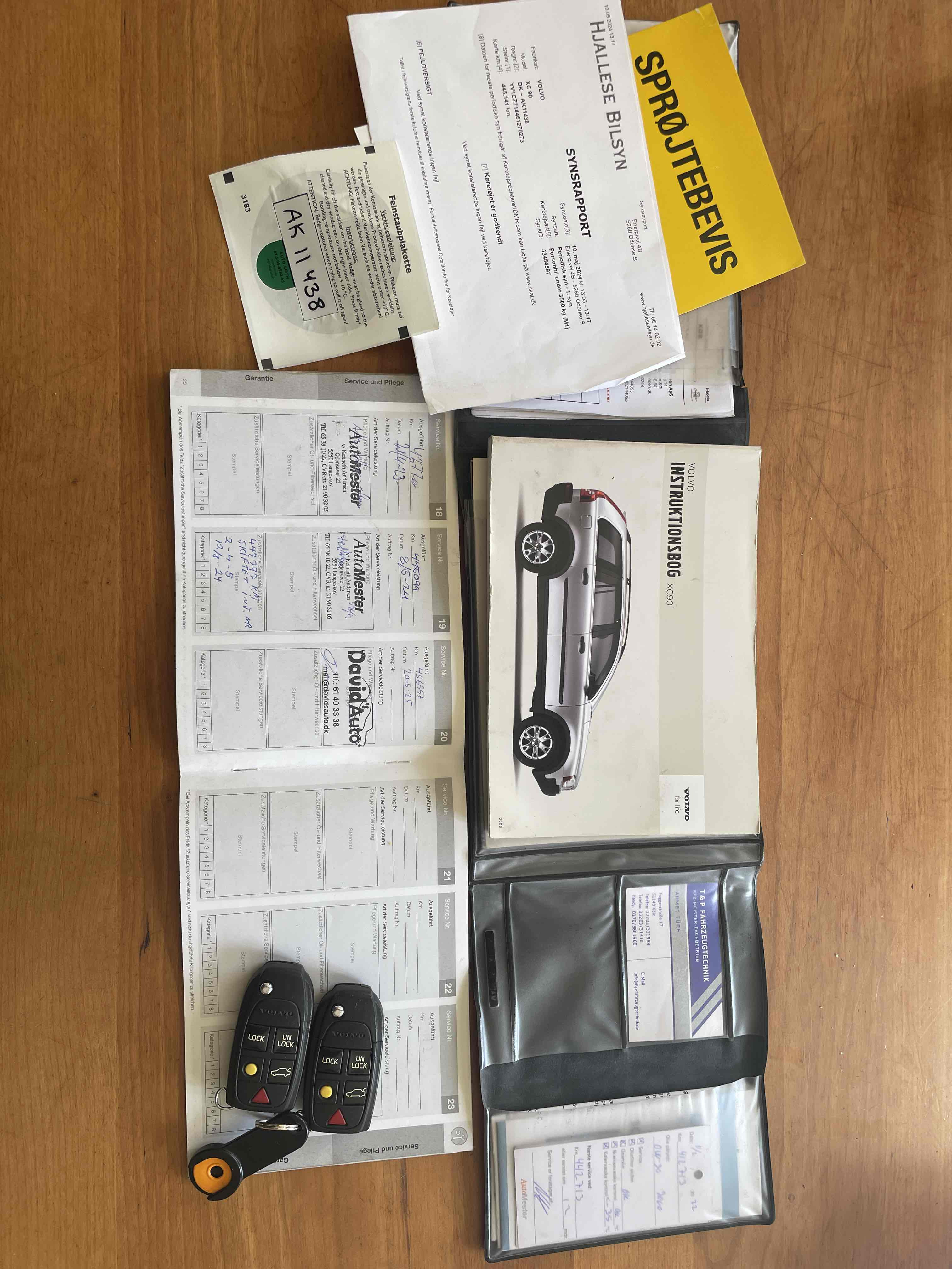 Sort Volvo XC90 fra 2005