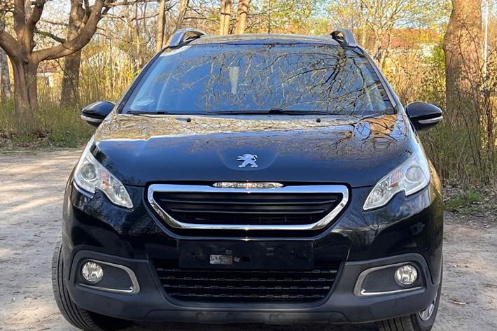 Sort Peugeot 2008 fra 2015