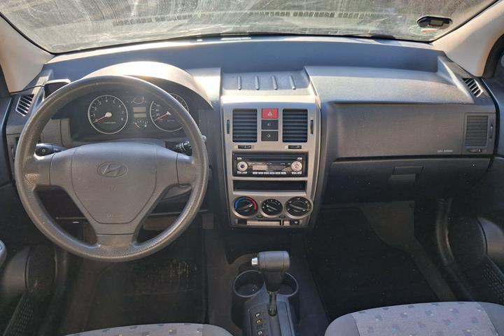Grå Hyundai Getz fra 2004