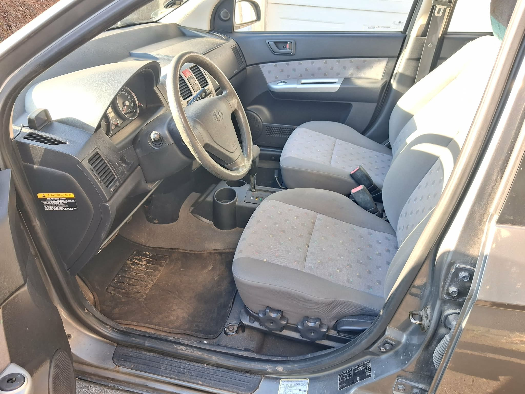 Grå Hyundai Getz fra 2004
