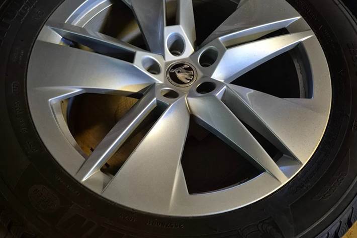 Sort Skoda Enyaq fra 2021