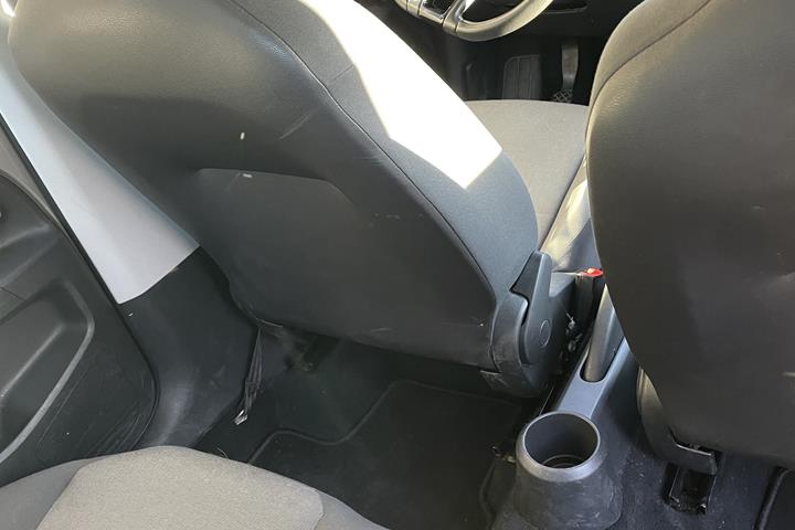 Grå VW UP! fra 2014