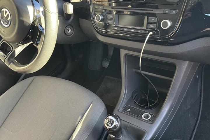 Grå VW UP! fra 2014