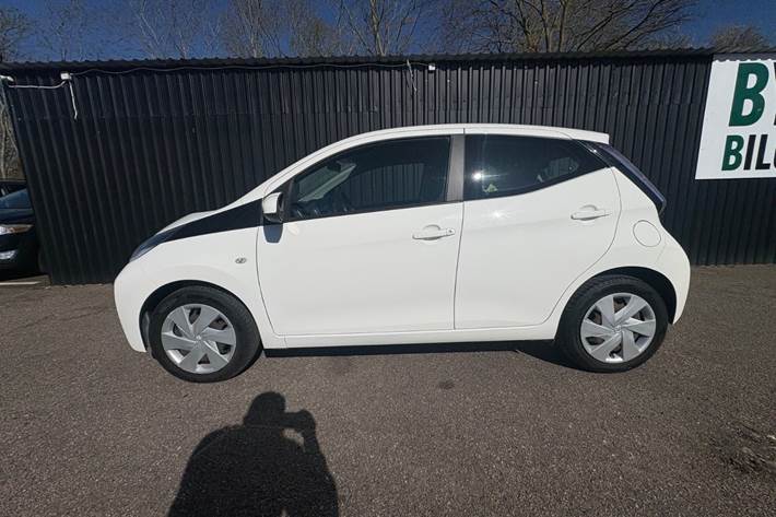 undefined Toyota Aygo fra 2015