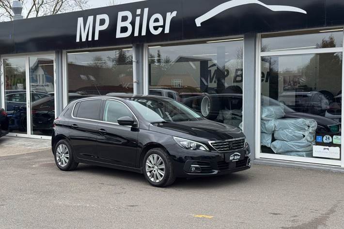 Sort Peugeot 308 fra 2018
