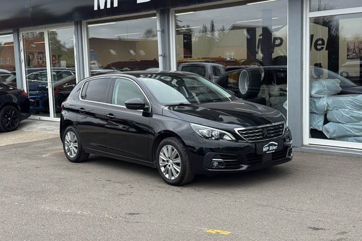 Sort Peugeot 308 fra 2018