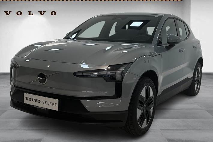 Grå Volvo EX30 fra 2025 set udefra