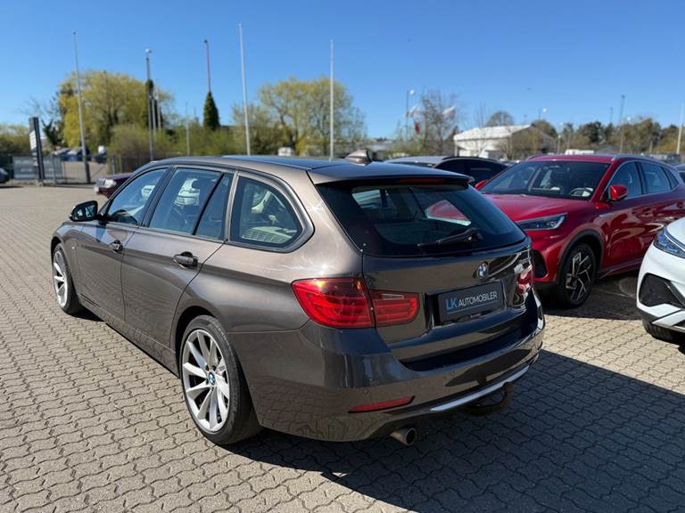 BMW 320d 2,0 Touring aut.